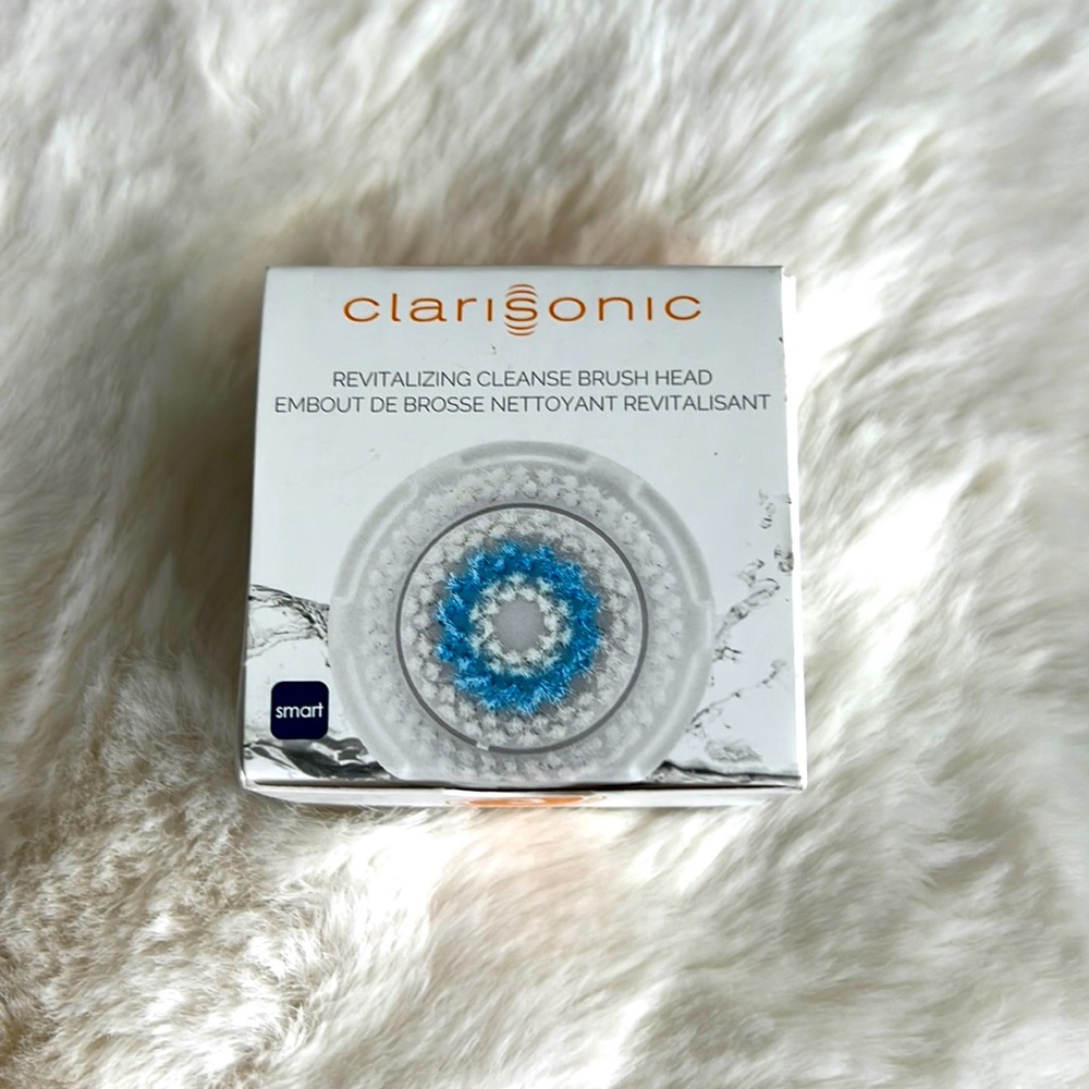 2 Clarisonic revitalizing cleansing brush heads